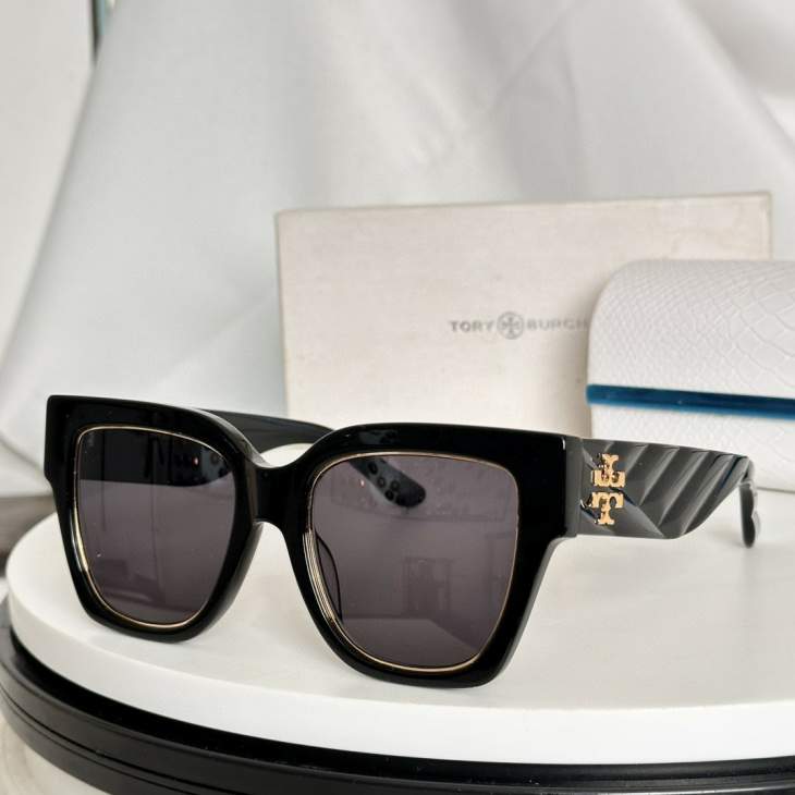 Picture of Jimmy Choo Sunglasses _SKUfw71367761fw